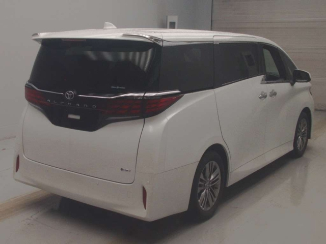 TOYOTA ALPHARD 2024
