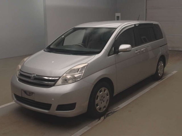 TOYOTA ISIS 2008