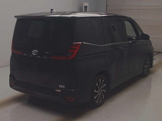 TOYOTA NOAH 2022