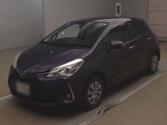 TOYOTA VITZ 2019