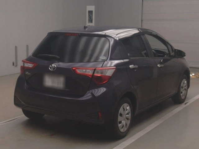 TOYOTA VITZ 2019