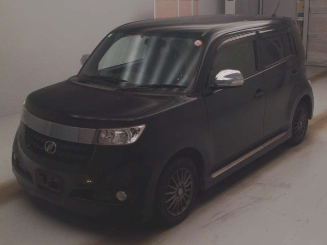 TOYOTA BB 2016