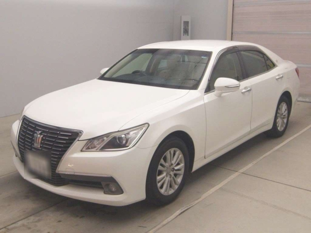 TOYOTA CROWN 2013