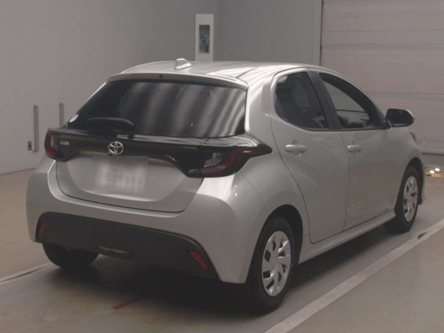 TOYOTA YARIS 2021