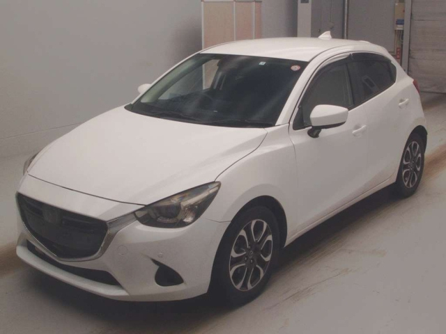 MAZDA DEMIO 2019