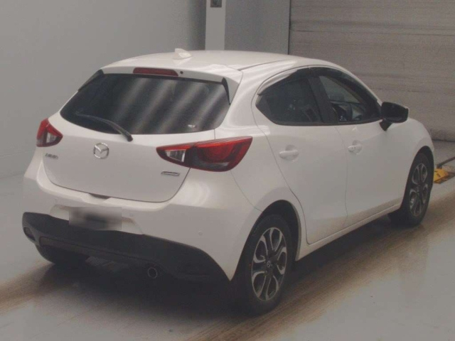 MAZDA DEMIO 2019