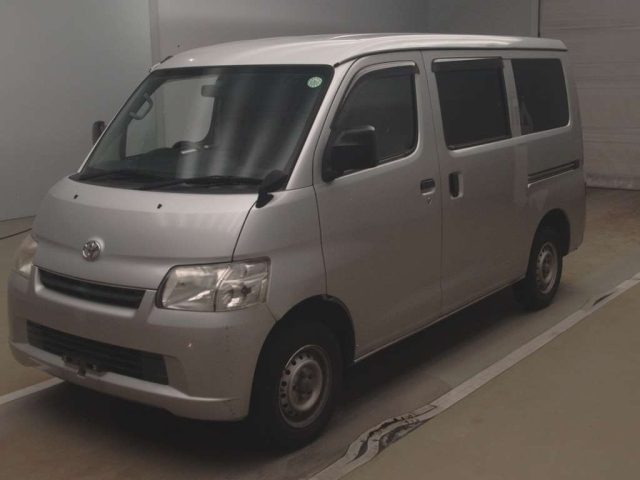 TOYOTA TOWN ACE VAN 2015