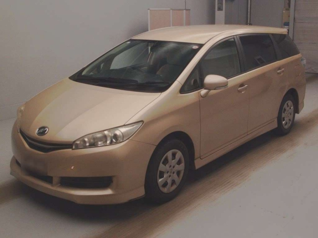 TOYOTA WISH 2014