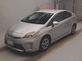 TOYOTA PRIUS 2013
