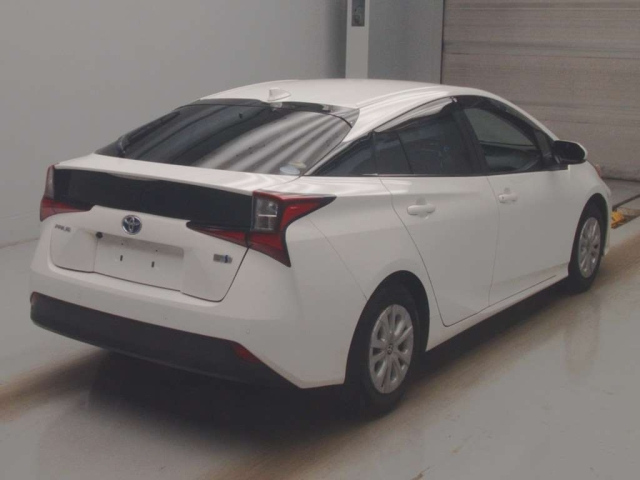 TOYOTA PRIUS 2020