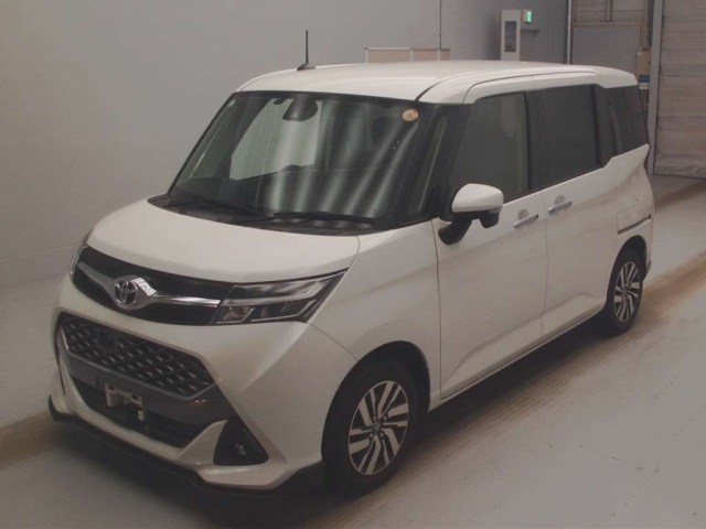 TOYOTA TANK 2017