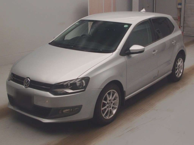 VOLKSWAGEN POLO 2013