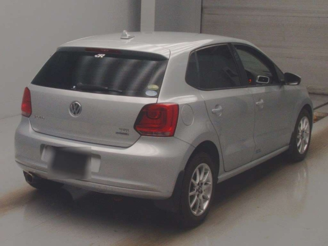 VOLKSWAGEN POLO 2013