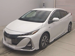 TOYOTA PRIUS PHV 2021