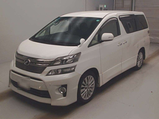 TOYOTA VELLFIRE 2013