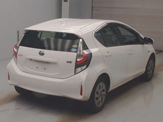 TOYOTA AQUA 2020