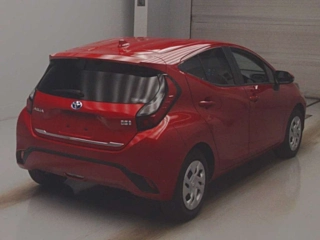 TOYOTA AQUA 2023