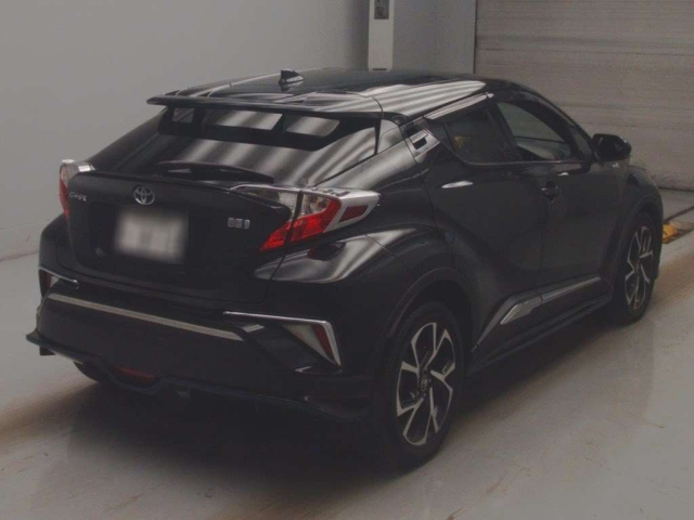 TOYOTA C-HR 2017