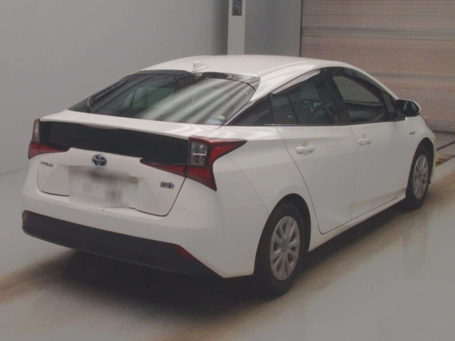 TOYOTA PRIUS 2019
