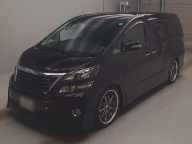 TOYOTA VELLFIRE 2013