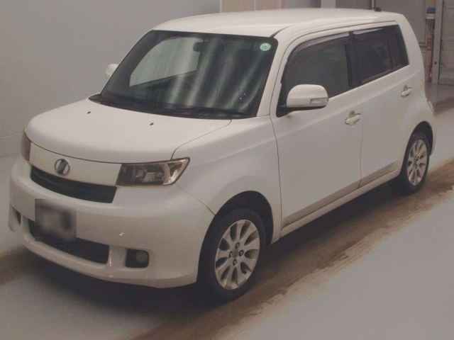 TOYOTA BB 2009