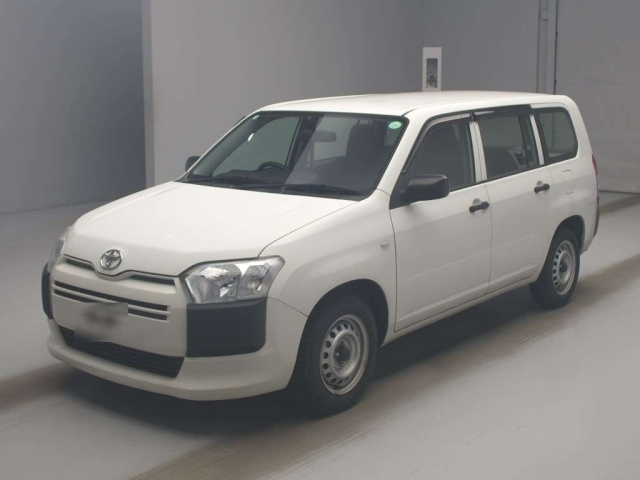 TOYOTA SUCCEED 2020