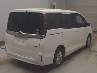 TOYOTA NOAH 2020