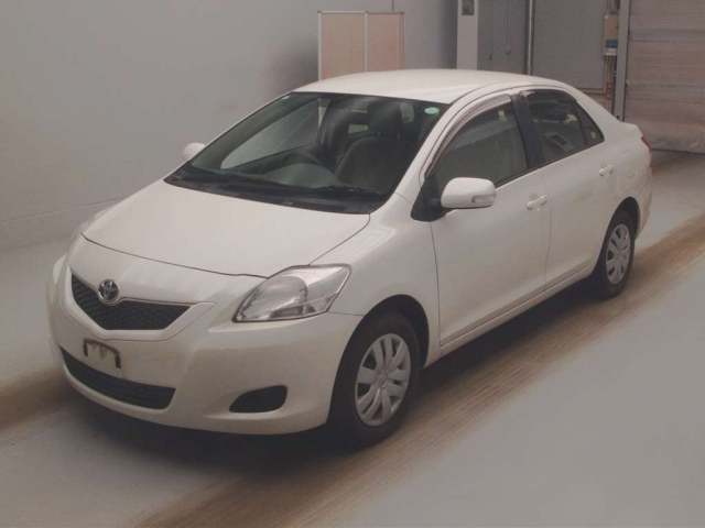 TOYOTA BELTA 2009