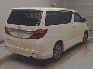 TOYOTA ALPHARD 2013