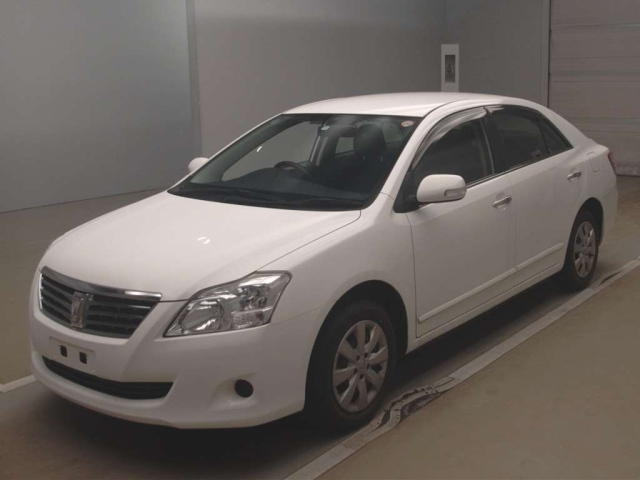 TOYOTA PREMIO 2012