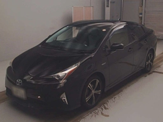 TOYOTA PRIUS 2015