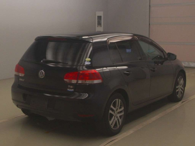 VOLKSWAGEN GOLF 2011