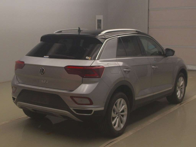 VOLKSWAGEN T-ROC 2022