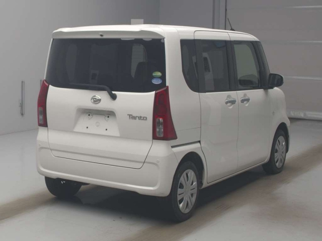 DAIHATSU TANTO 2020