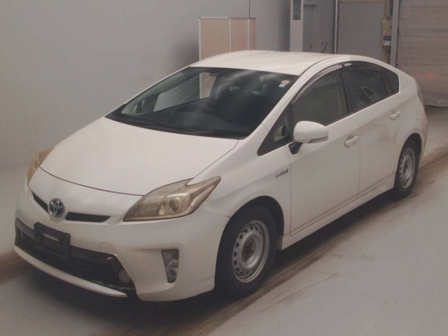 TOYOTA PRIUS 2012