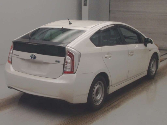 TOYOTA PRIUS 2012