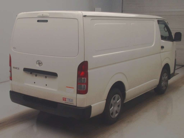 TOYOTA HIACE VAN 2024