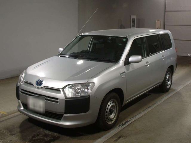 TOYOTA SUCCEED 2020