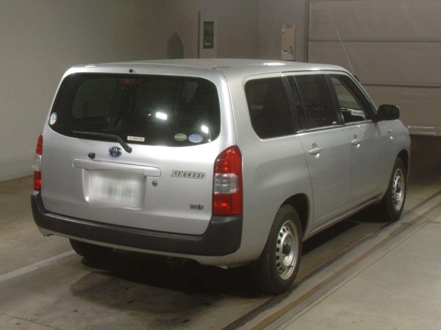 TOYOTA SUCCEED 2020