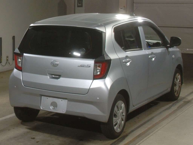 DAIHATSU MIRA E S 2022