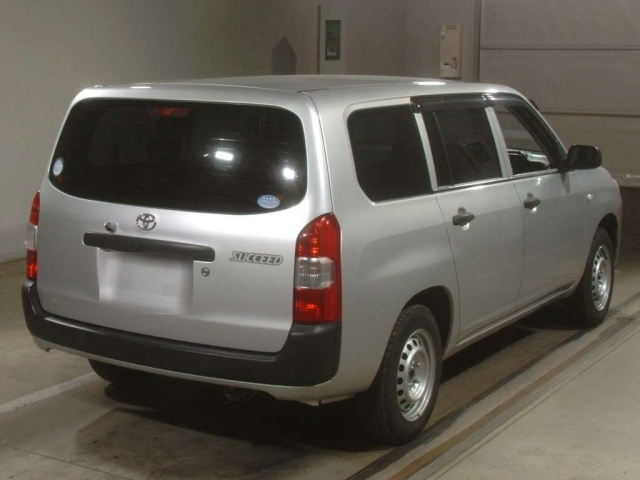TOYOTA SUCCEED 2020
