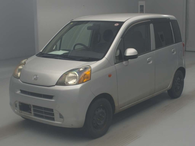 HONDA LIFE 2010