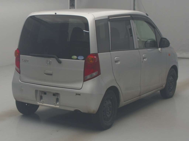HONDA LIFE 2010
