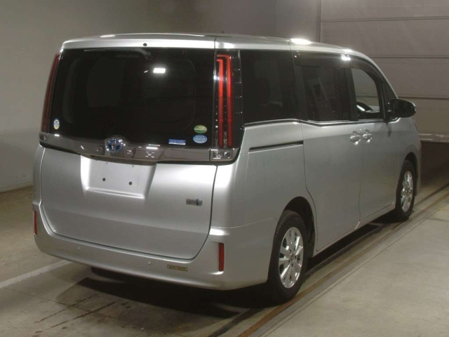 TOYOTA NOAH 2020