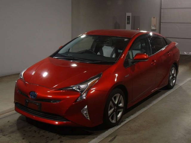 TOYOTA PRIUS 2016