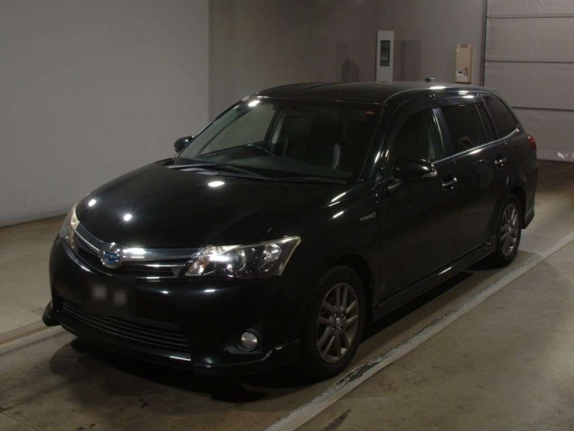 TOYOTA COROLLA FIELDER 2015
