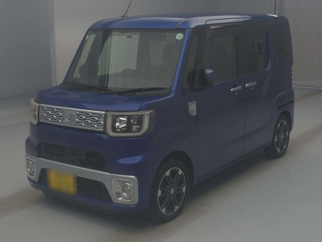 DAIHATSU WAKE 2015