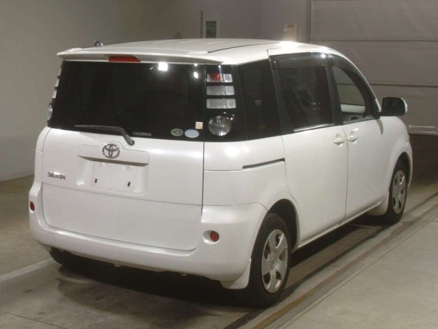 TOYOTA SIENTA 2008
