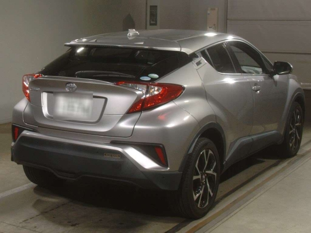 TOYOTA C-HR 2017