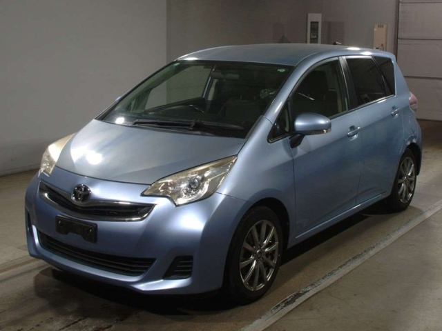 TOYOTA RACTIS 2014